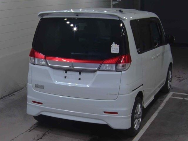 MITSUBISHI DELICA D:2