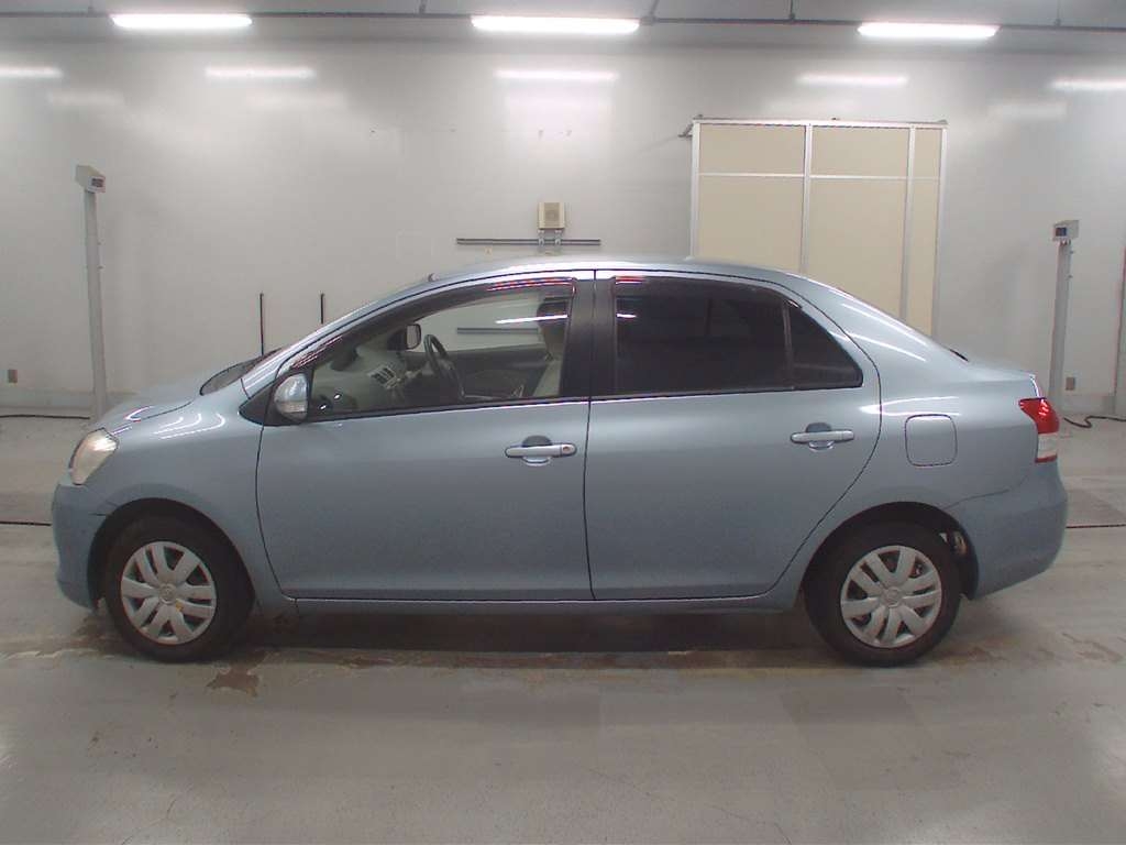 TOYOTA BELTA