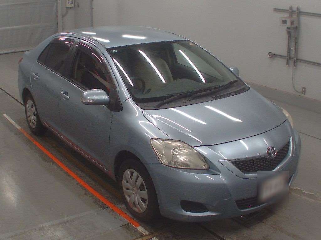 TOYOTA BELTA