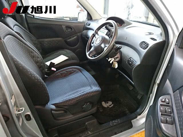 TOYOTA FUNCARGO