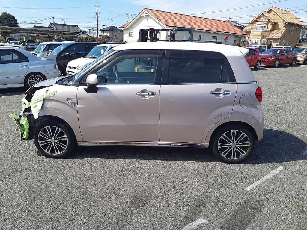 DAIHATSU CAST