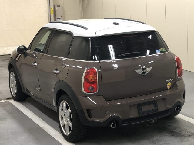 MINI CROSSOVER