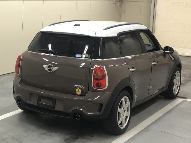 MINI CROSSOVER
