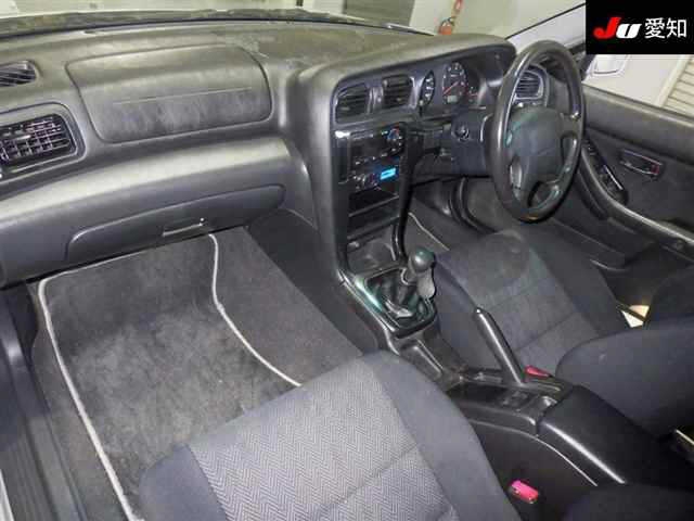 SUBARU LEGACY B4