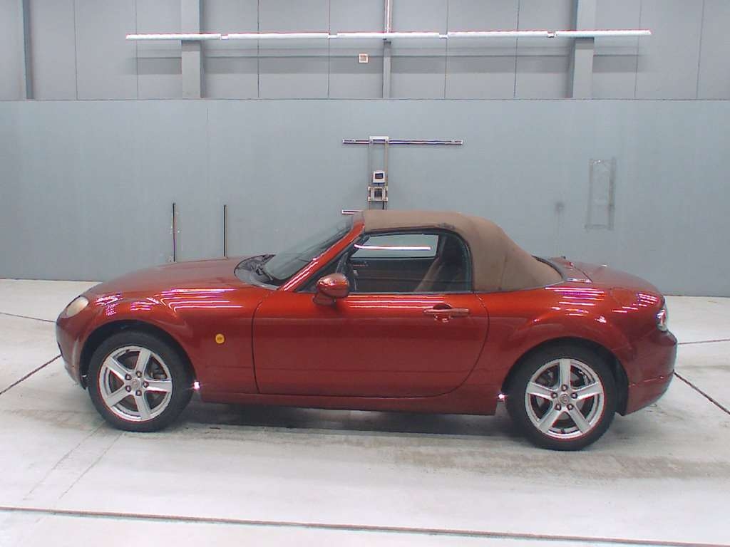MAZDA ROADSTER