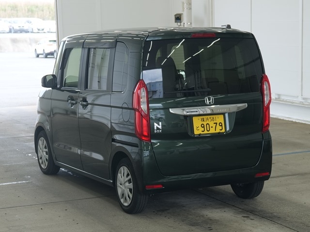 HONDA N-BOX