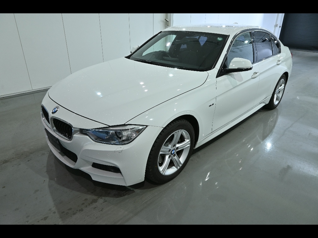 BMW 3-SERIES