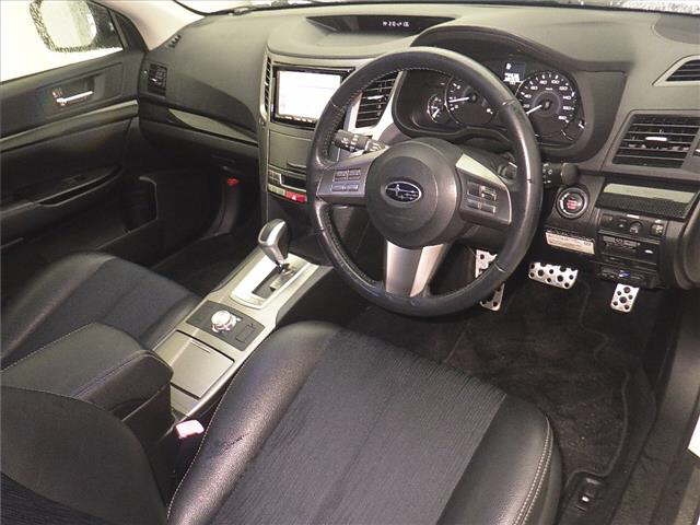 SUBARU LEGACY