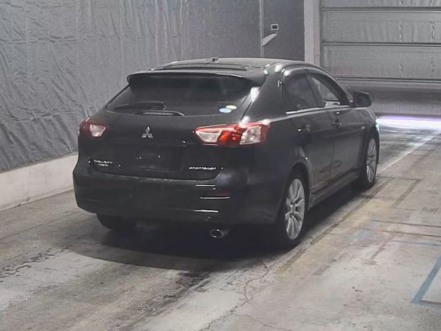 MITSUBISHI GALANT FORTIS