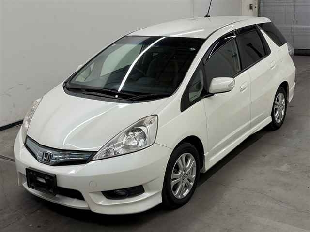 HONDA FIT SHUTTLE