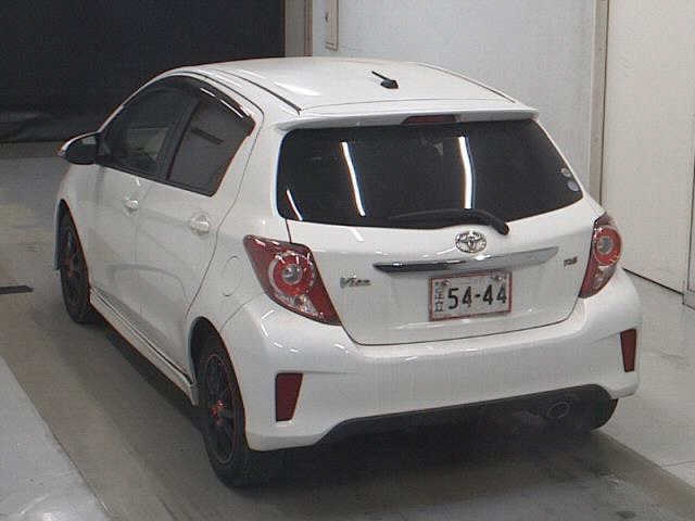 TOYOTA VITZ
