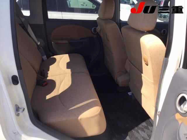 DAIHATSU MOVE LATTE