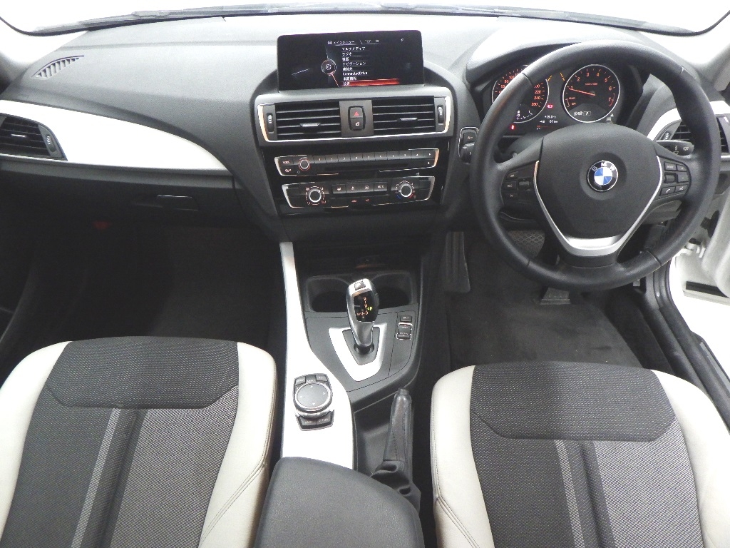 BMW 1-SERIES