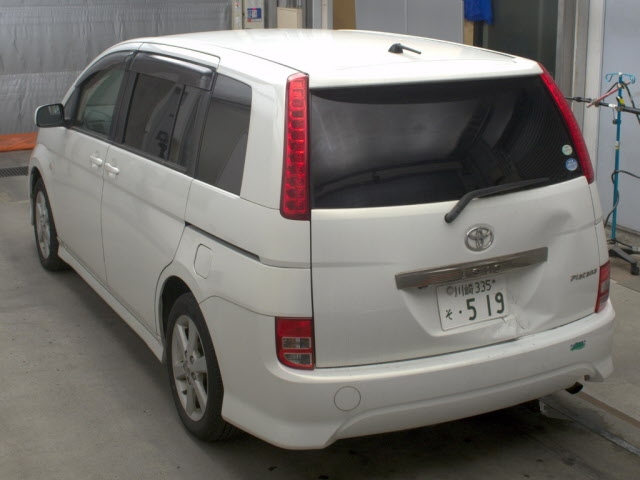 TOYOTA ISIS
