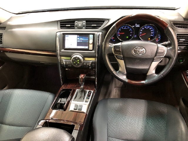 TOYOTA MARK X
