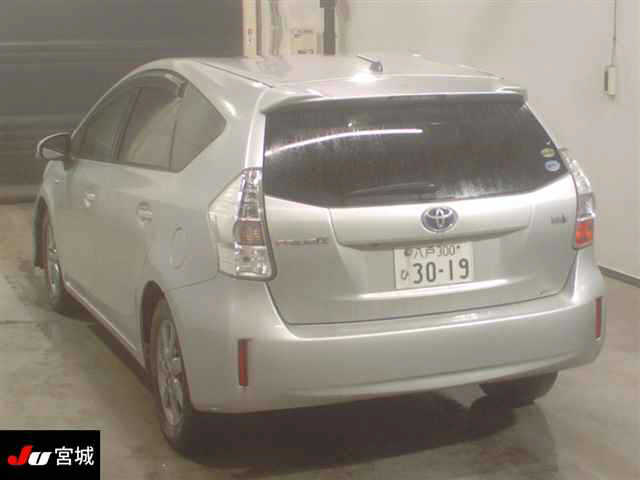 TOYOTA PRIUS ALPHA