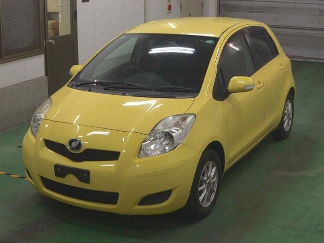 TOYOTA VITZ