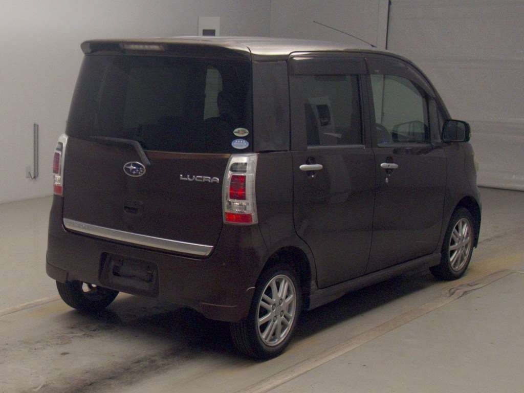 SUBARU LUCRA