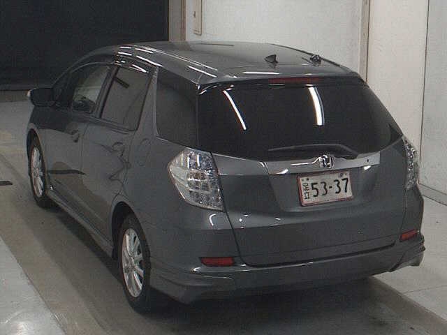 HONDA FIT SHUTTLE