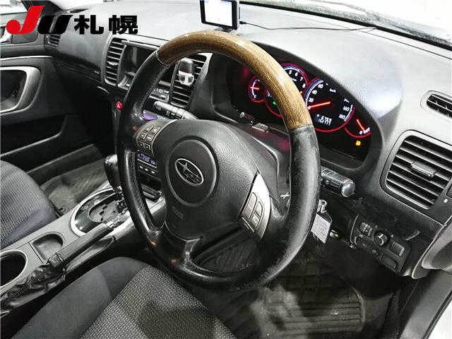 SUBARU LEGACY B4
