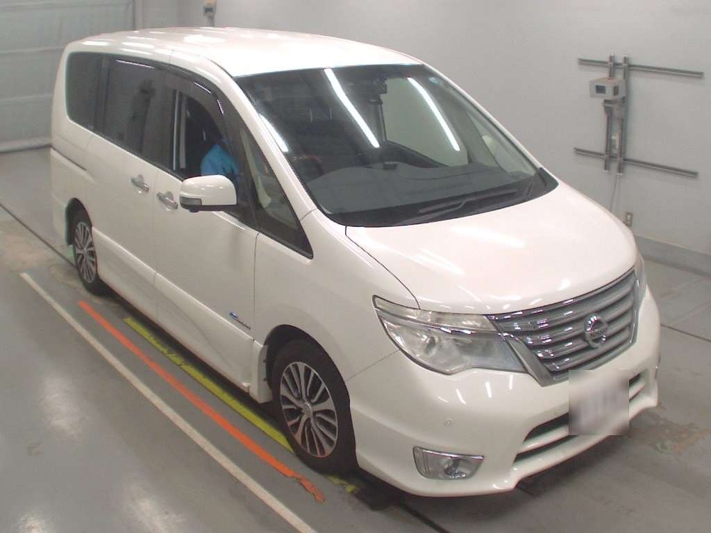 NISSAN SERENA