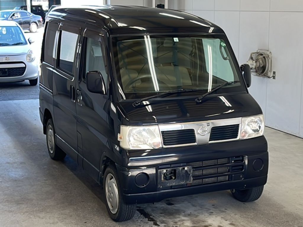 NISSAN CLIPPER