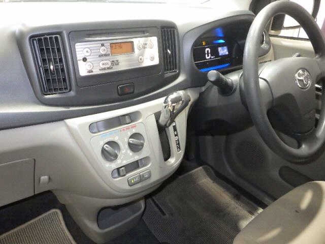 TOYOTA PIXIS EPOCH