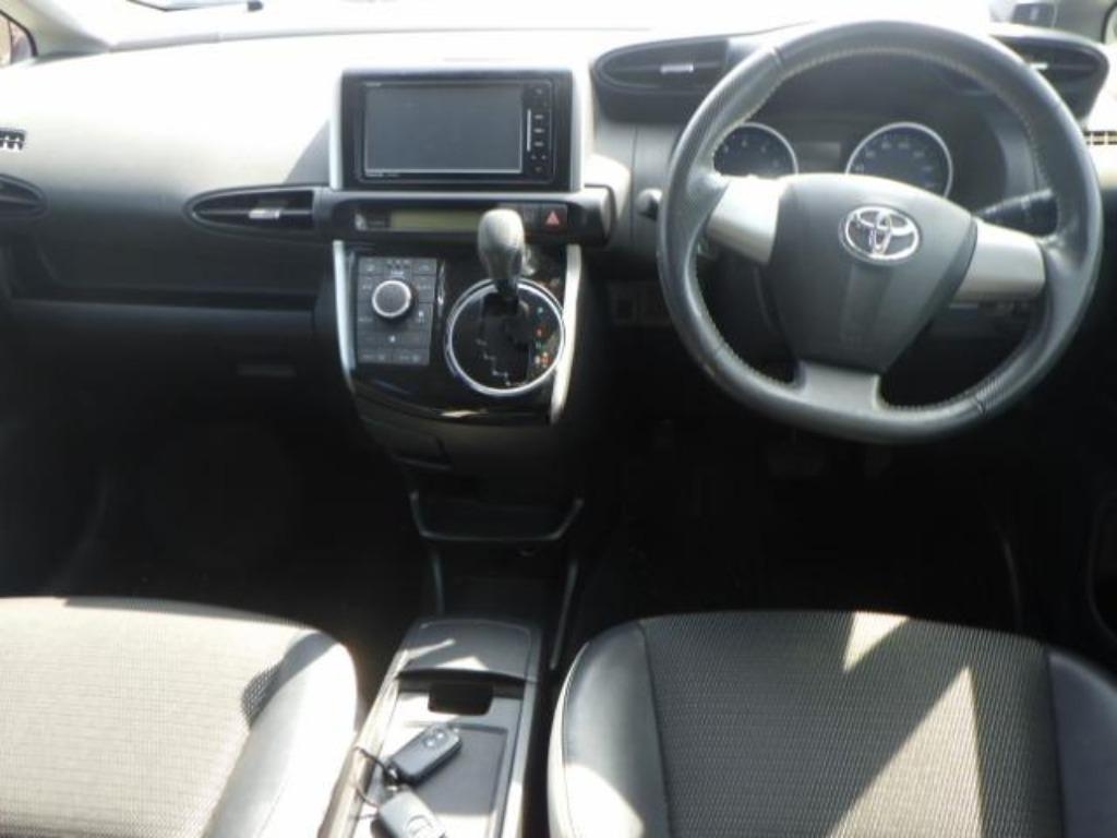TOYOTA WISH