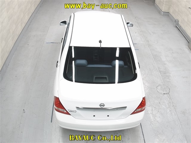 NISSAN TIIDA LATIO