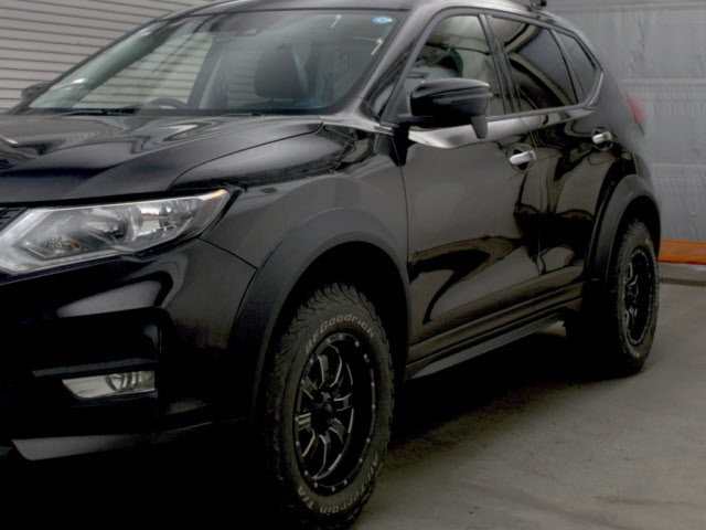 NISSAN X-TRAIL