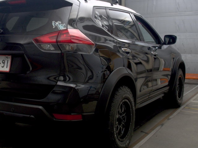 NISSAN X-TRAIL