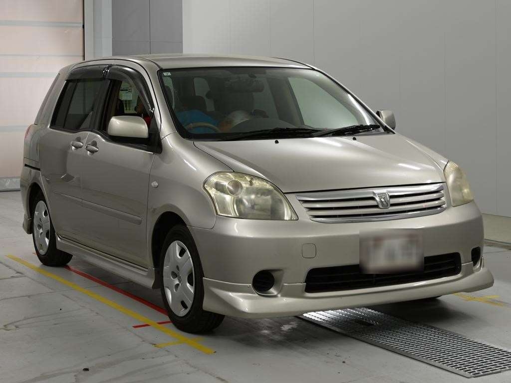 TOYOTA RAUM
