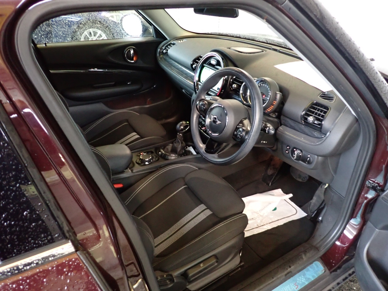 MINI CLUBMAN