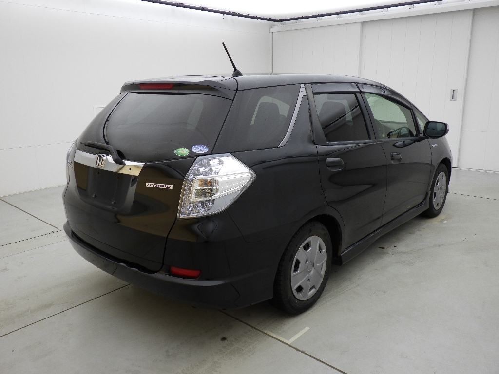 HONDA FIT SHUTTLE