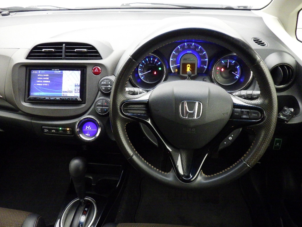 HONDA FIT SHUTTLE