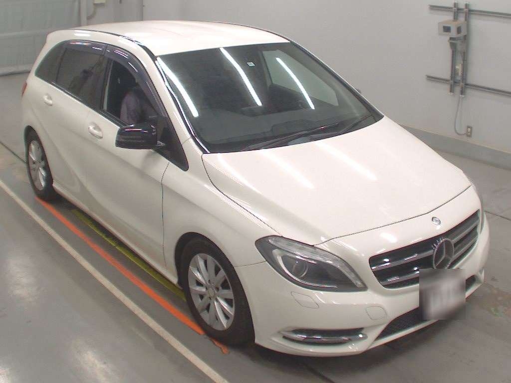 MERCEDES-BENZ B-CLASS