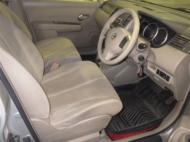 NISSAN TIIDA LATIO