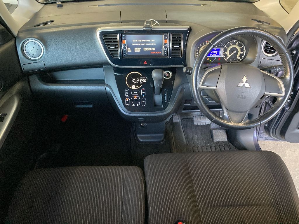MITSUBISHI EK SPACE