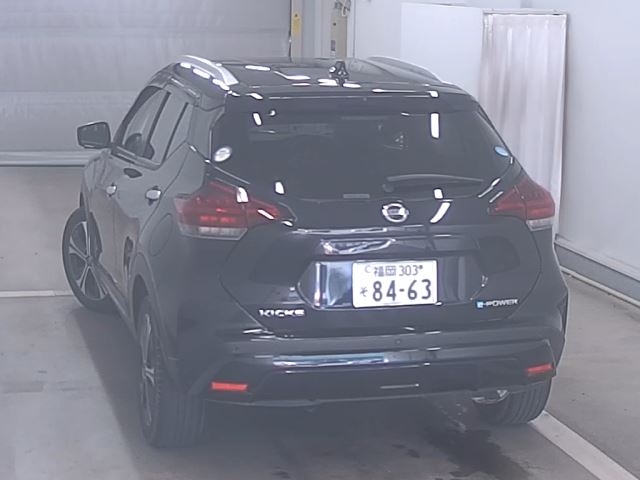 NISSAN KICKS
