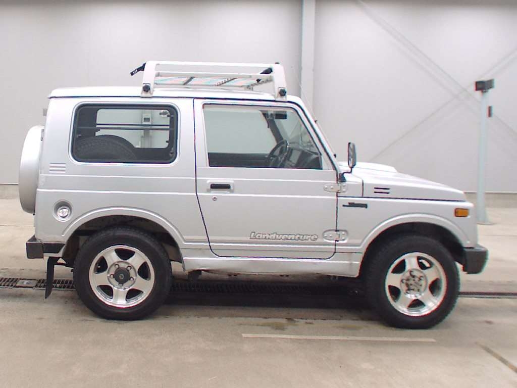 SUZUKI JIMNY