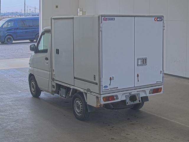 NISSAN CLIPPER