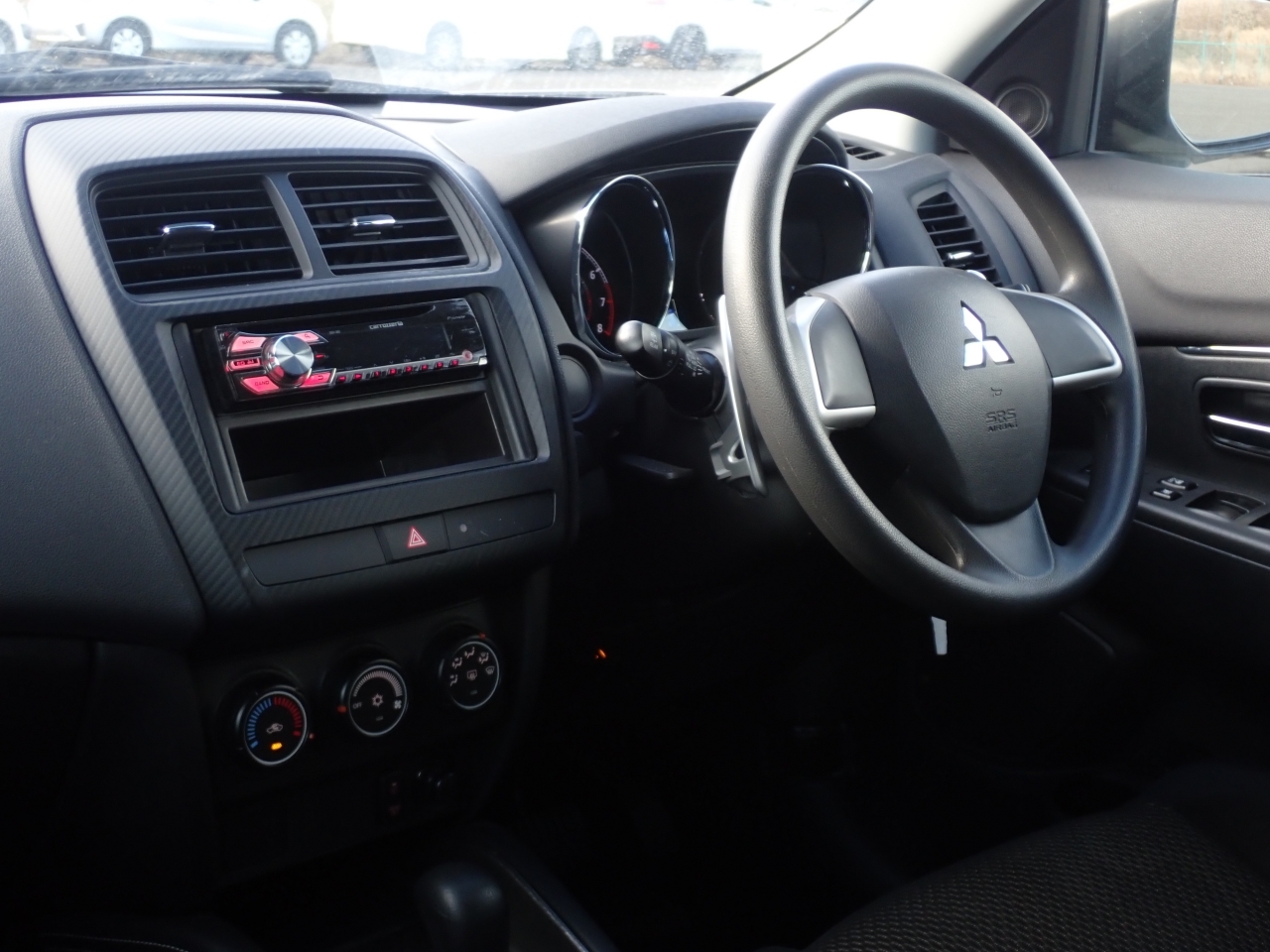MITSUBISHI RVR