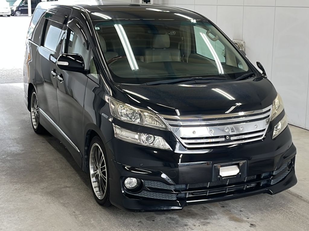 TOYOTA VELLFIRE