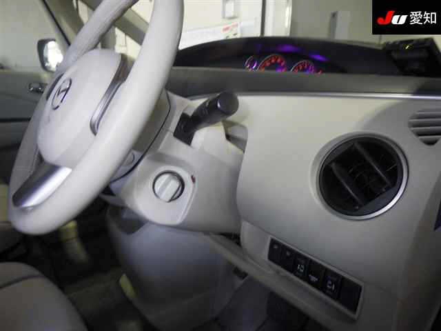 MAZDA BIANTE