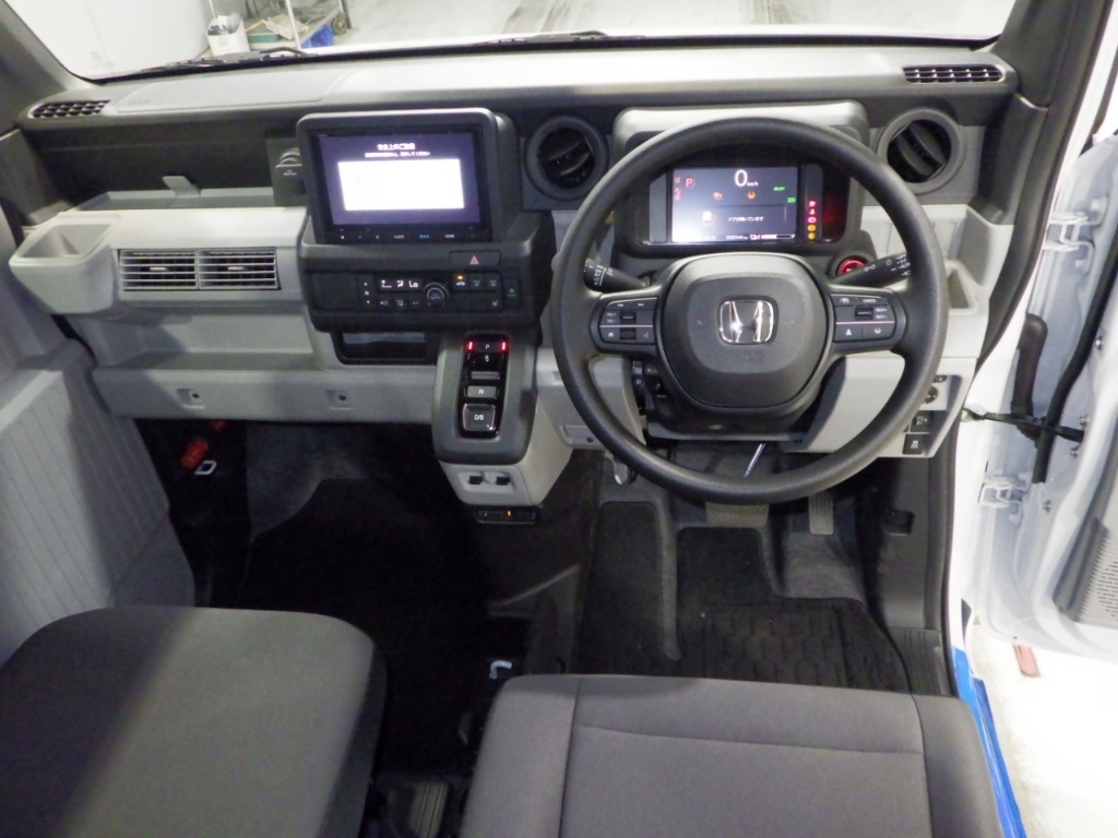 HONDA N-VAN