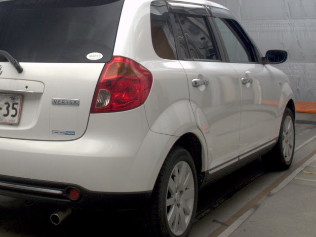 MAZDA VERISA