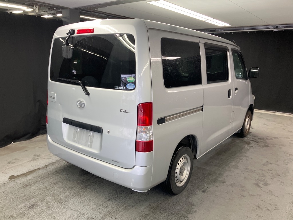 TOYOTA LITE ACE