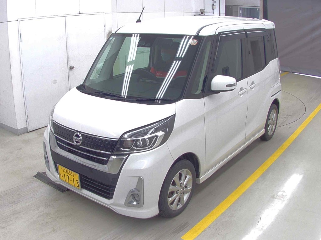 NISSAN DAYZ ROOX