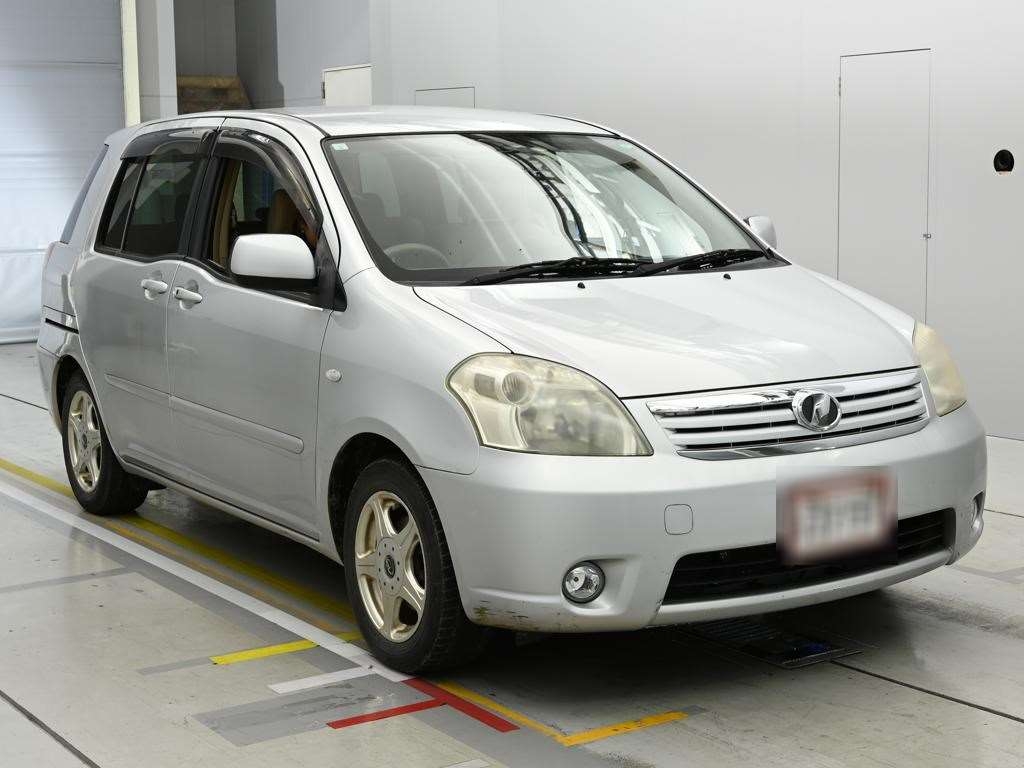 TOYOTA RAUM
