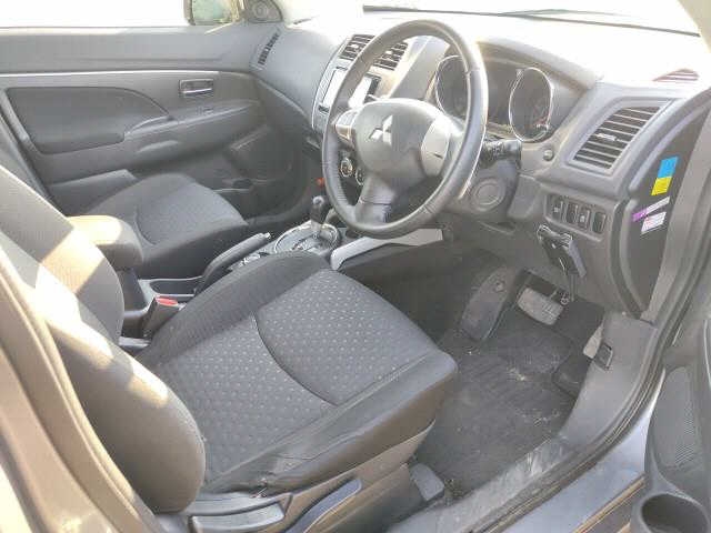 MITSUBISHI RVR